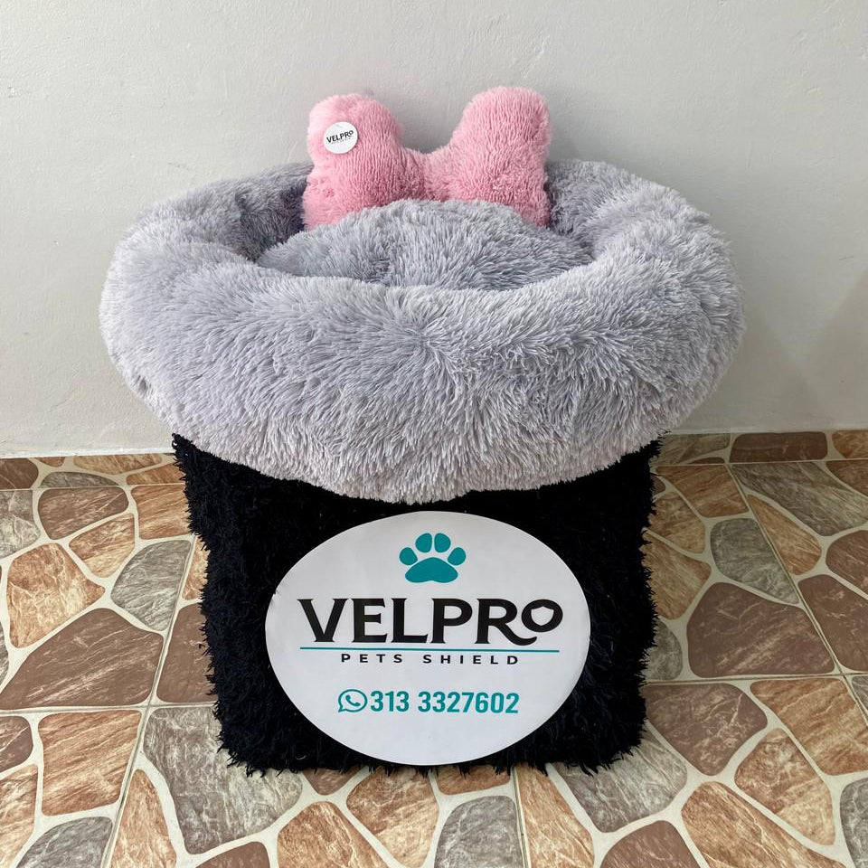 Cama Donna Antiestrés-Gris/ Cojín Rosa